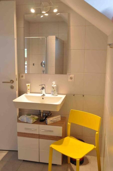 3 Zimmer Neubauwohnung In Der Schwaebischen Toskana Löwenstein Buitenkant foto